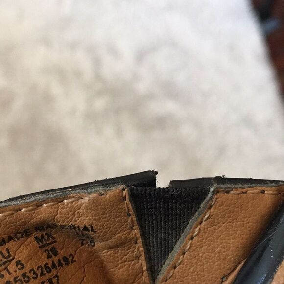 Vintage Black Patent Heels 9M - Picture 8 of 11